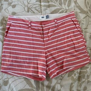 Old navy coral and white striped shorts. Sz 8. 5 in inseam.